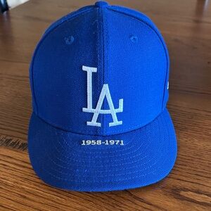 LA Dodgers classic 1958-1971 Baseball Cap. Embroidery signed by Kiké Hernandez